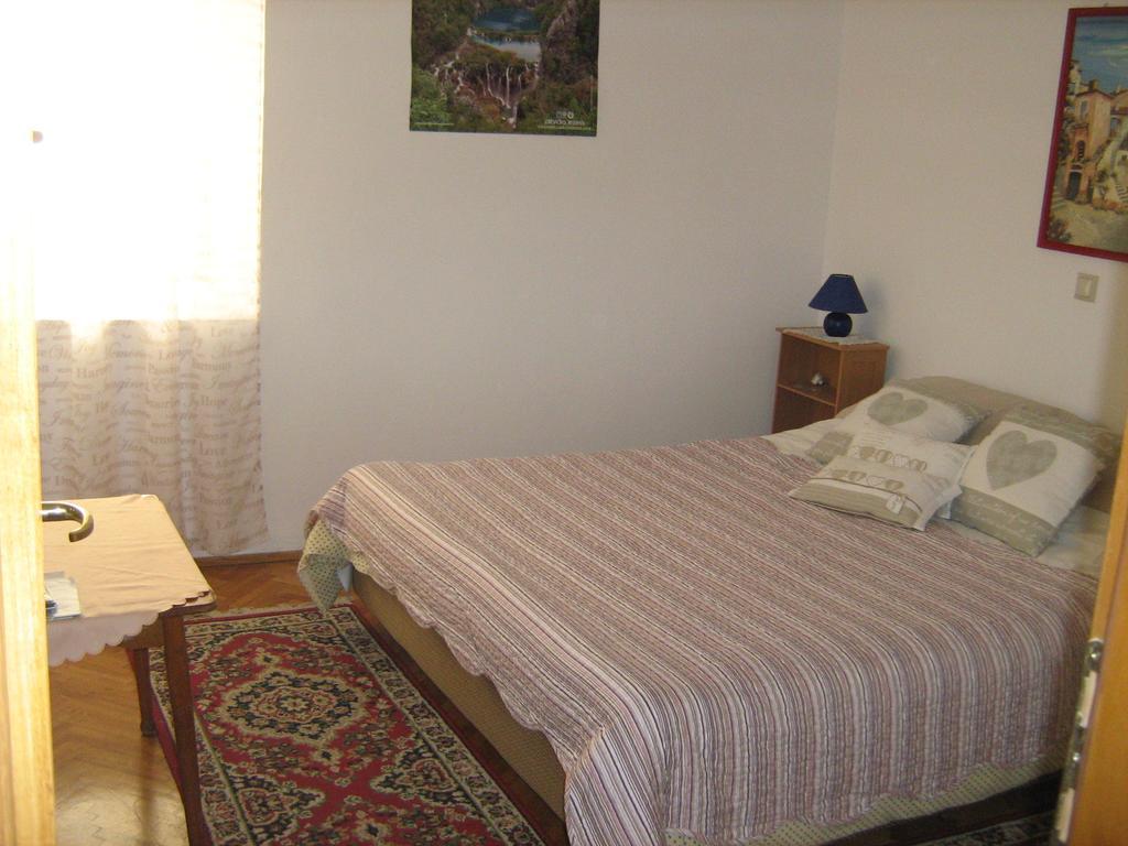 Aurora Apartment Крк Екстер'єр фото
